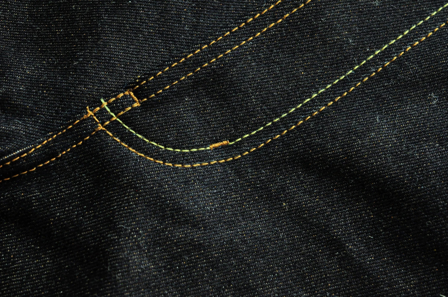 Herren Jeans aus Baumwolle und Leinen im Taper Fit mit 16,5 Unzen