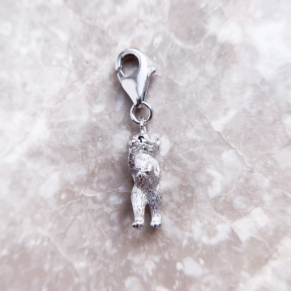 Bären-Anhänger aus 925er Sterlingsilber mit Karabiner und Aufhängöse, ganzer Anhänger