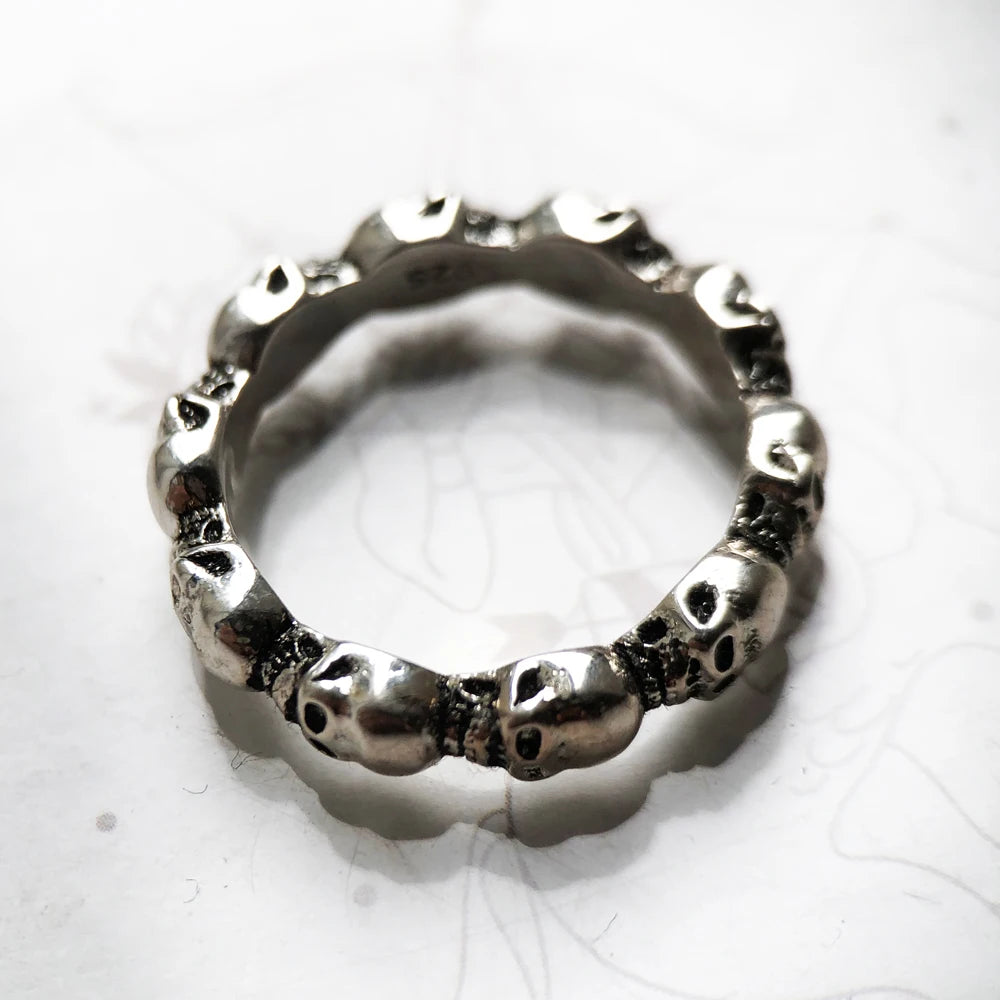 Damen-Bandring Totenköpfe Rebel Street Vintage aus Sterlingsilber