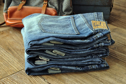 Herren Jeans im Used-Look mit Schnurrbart-Effekt aus Selvedge-Denim