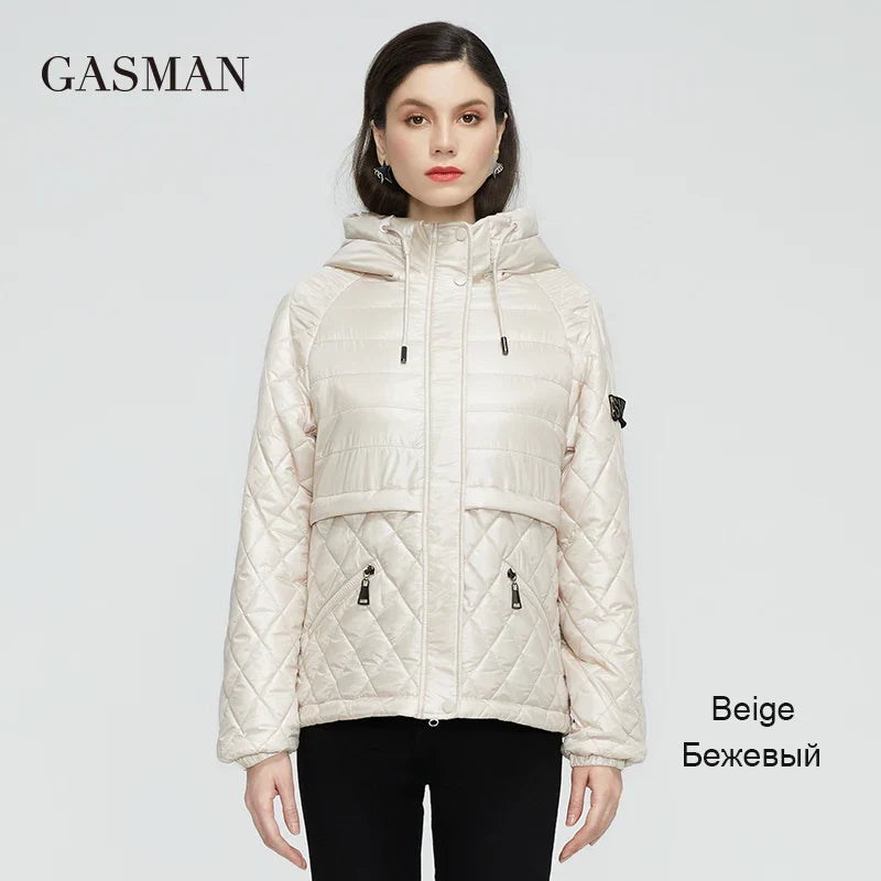 Lange Damen-Winterjacke mit Gürtel und Taschen – modischer Designer-Mantel mit Persönlichkeit