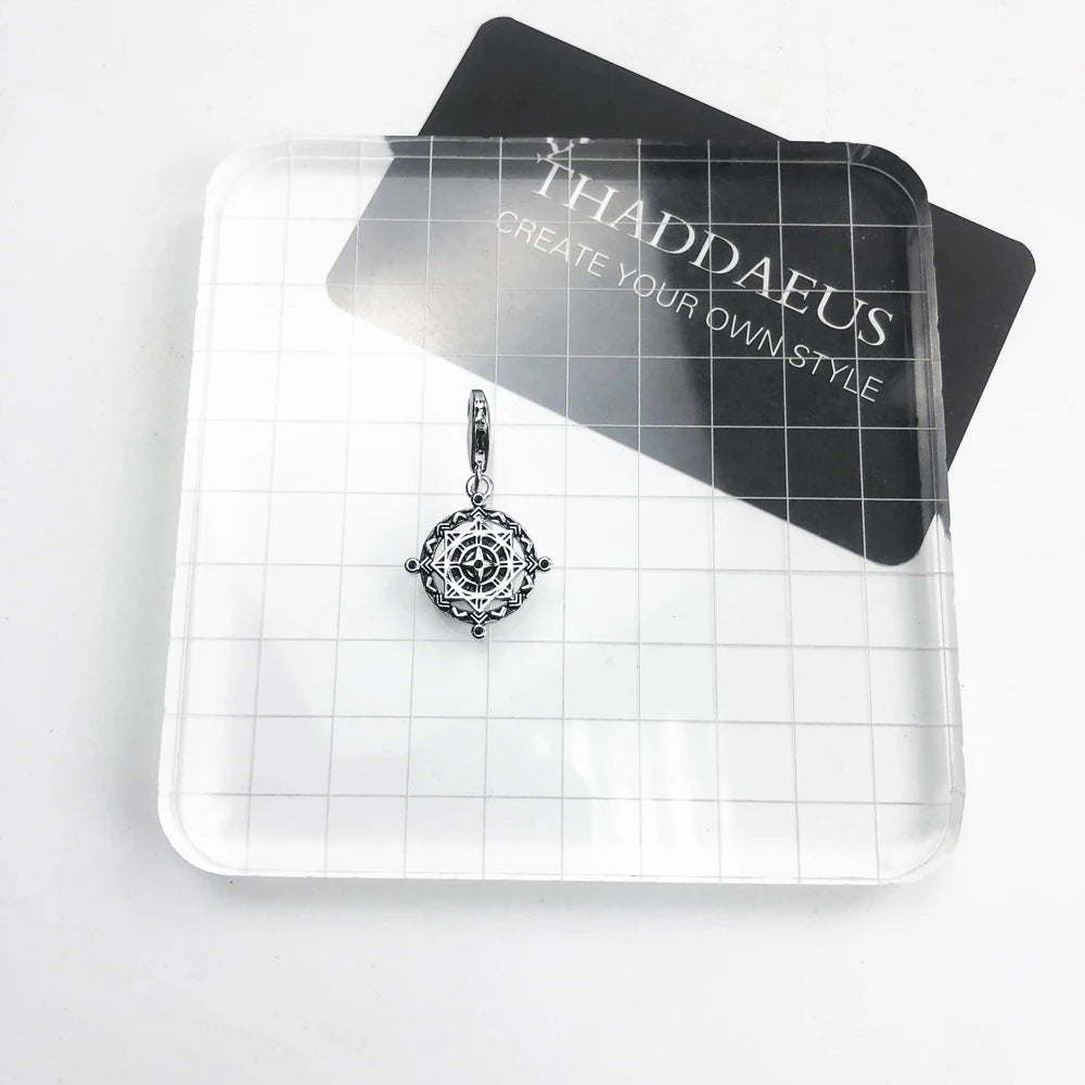 Damen-Charm-Anhänger Kompass Vintage Disc aus Sterlingsilber