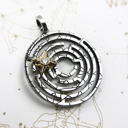 Damen-Charm-Anhaenger Labyrinth Goldstern Glueck aus Sterlingsilber