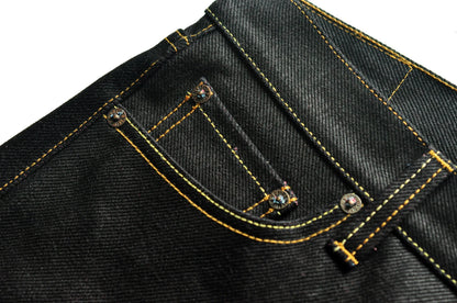 Herren Jeans aus Selvedge Denim mit doppelseitiger Färbung und gerader Passform