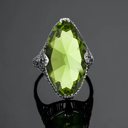 Damen-Ring aus 925 Sterling Silber mit Peridot im Marquise-Schliff, August-Geburtsstein