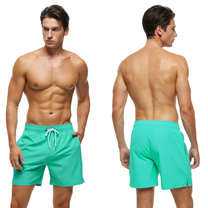 Kurze Herren-Badehose mit atmungsaktivem, verstellbarem Bund – ideal für den Strand