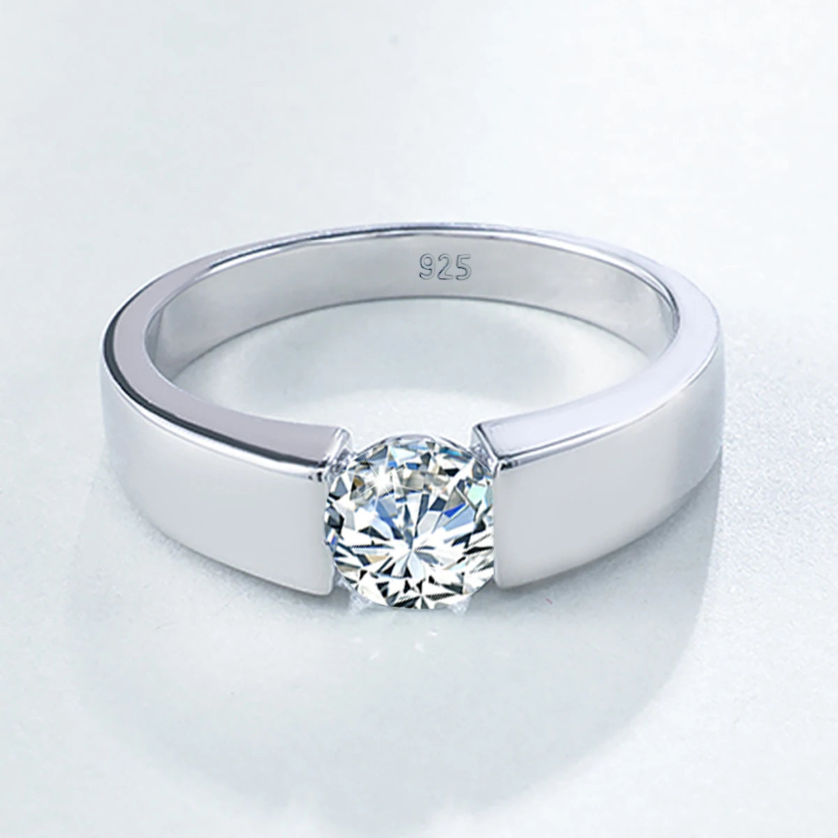 Unisex-Ring aus Silber 925 mit Moissanite 0,5–1 Karat Zertifiziert für Hochzeit und Verlobung