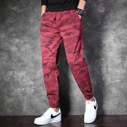 Herren Jogger Hose im taktischen Design mit Taschen und in Tarnung