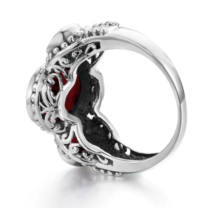 Damen-Ring aus 925er Silber mit Granat in Ovalform Hochwertiges Schmuckstück Schmuckqualität