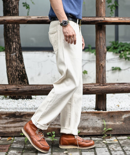 Herren Jeans aus Selvedge Denim mit hohem Bund und regulärer Passform