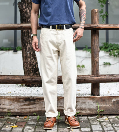 Herren Jeans aus Selvedge Denim mit hohem Bund und regulärer Passform