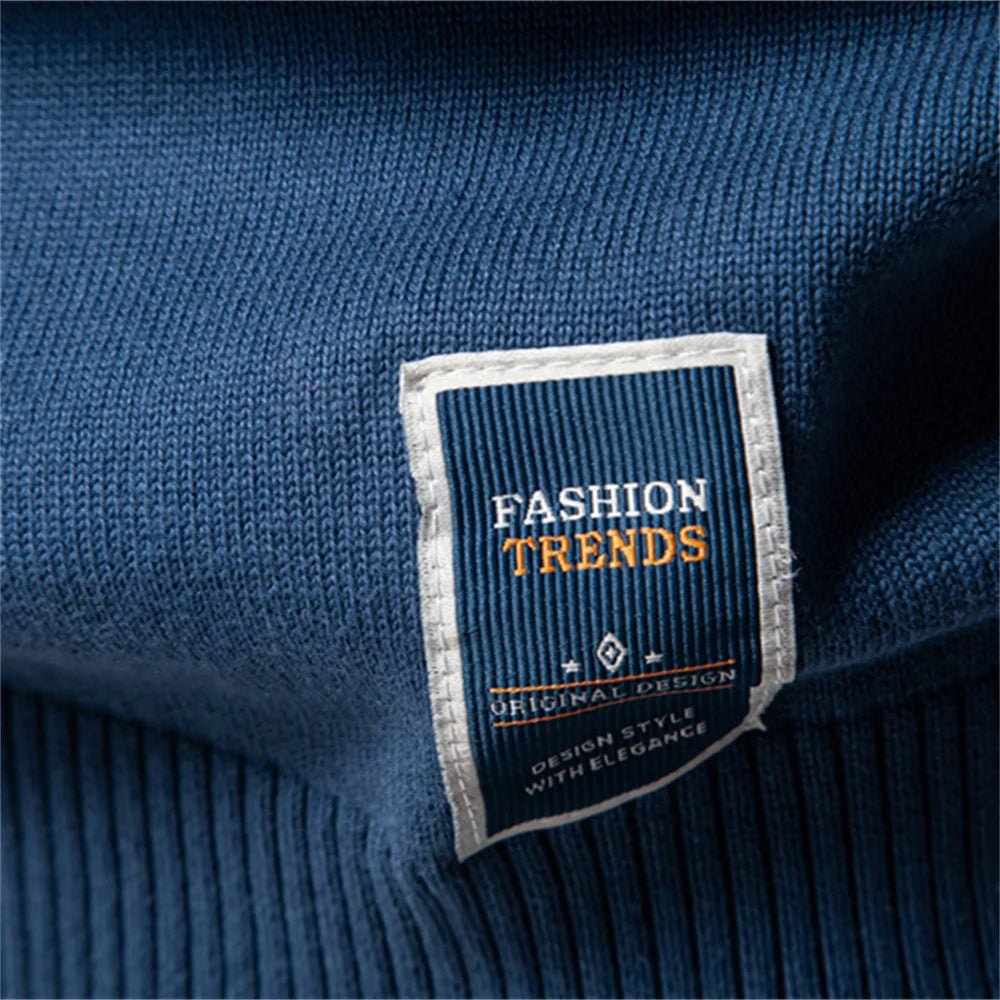 Herren Pullover aus massiver Baumwolle mit Rundhalsausschnitt und klassischem Design