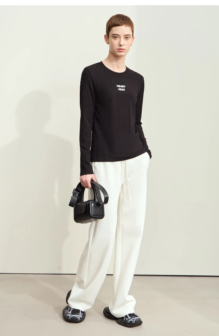 Damen T-Shirt mit minimalistischem Design und gesticktem Brief für den Herbst