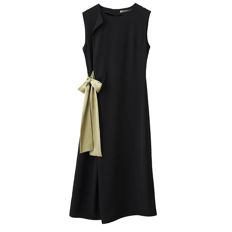 Ärmelloses Damenkleid schwarz, Farbblock und beiges Schleifenband