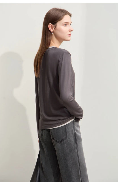 Damen T-Shirts im Minimalismus-Stil mit Patchwork für den Herbst 2024