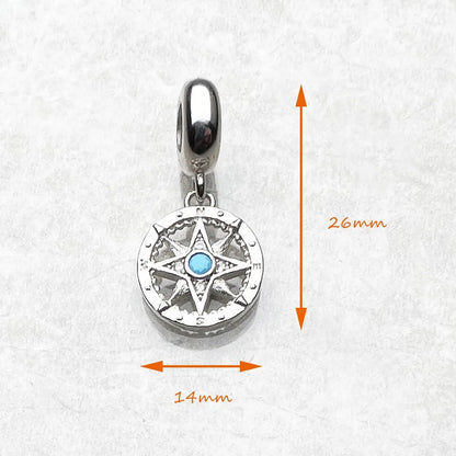 Runder Kompass-Charm aus Sterlingsilber mit blauem Stein und Schlaufe oben