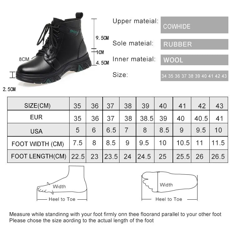 Schwarzer Winterstiefel mit Schnürung, innen mit Wolle gefüttert, Profilsohle