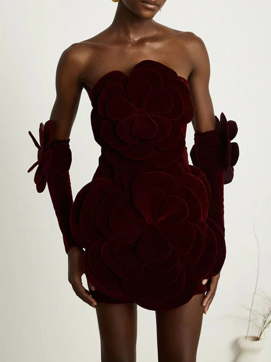 Elegantes Damenkleid mit Rundhalsausschnitt, kurzen Ärmeln und Patchwork-Design mit Quasten und Falten.
