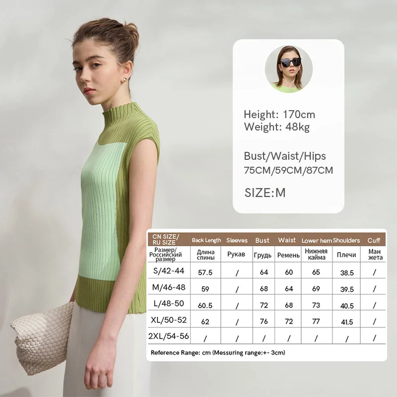 Ärmelloser Strickpullover in Olivgrün, hoher Stehkragen, eng anliegend