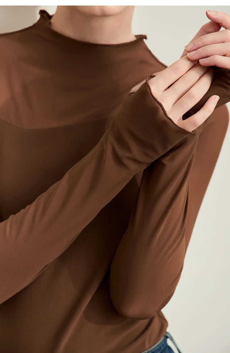Damen Mesh-T-Shirt im minimalistischen Design mit halbhohem Ausschnitt