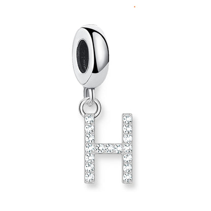 Einzelner silberner Charm-Anhänger mit Buchstabe „H“ aus Zirkoniasteinen