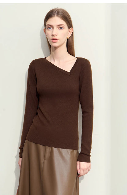 Brauner Damenpullover mit schrägem V-Ausschnitt, lange Ärmel, schlichtes Design