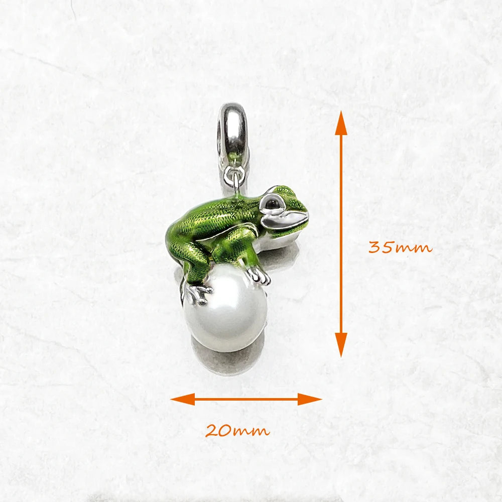 Damen-Charm-Anhänger Frosch und Perle Winter süß aus Sterlingsilber