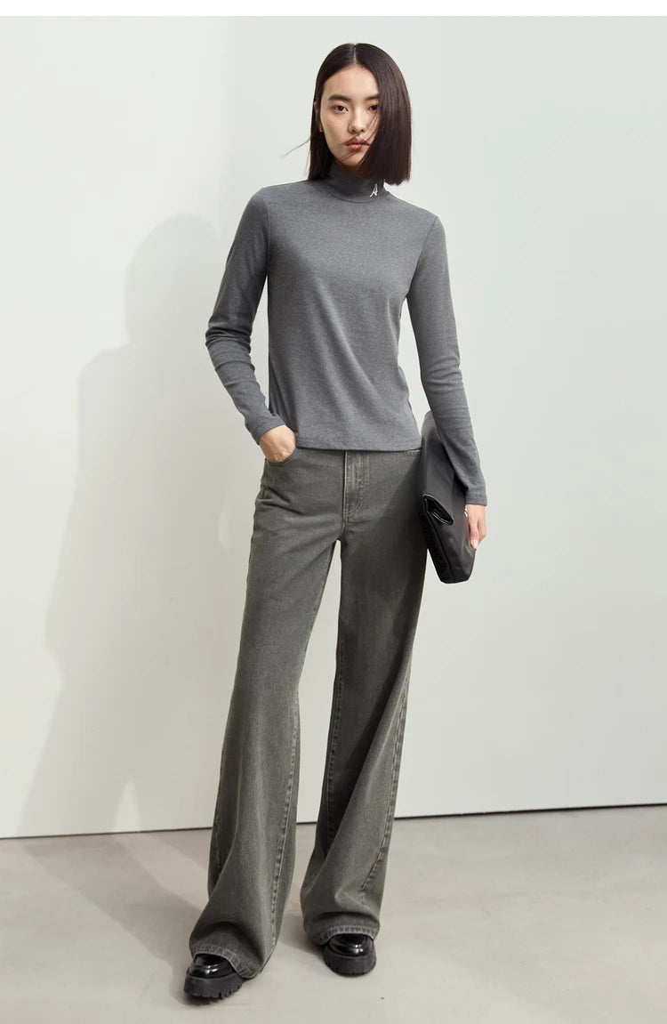 Damen Rollkragen-T-Shirt aus besticktem Fleece für warme Wintertage