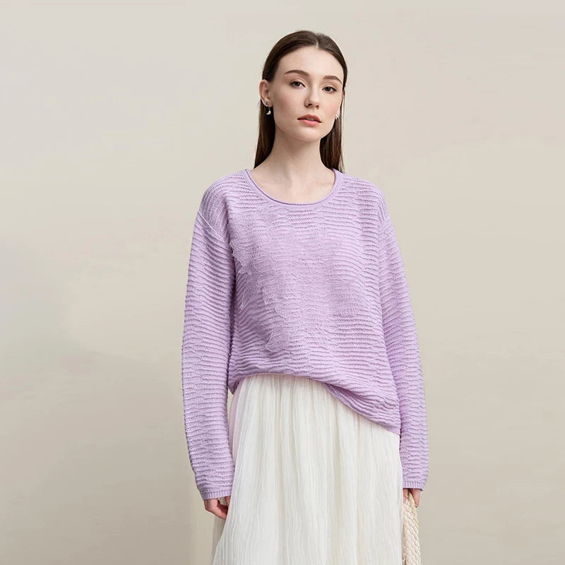 Fliederfarbener Strickpullover mit Rundhalsausschnitt und langen Ärmeln