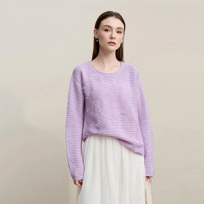 Fliederfarbener Strickpullover mit Rundhalsausschnitt und langen Ärmeln