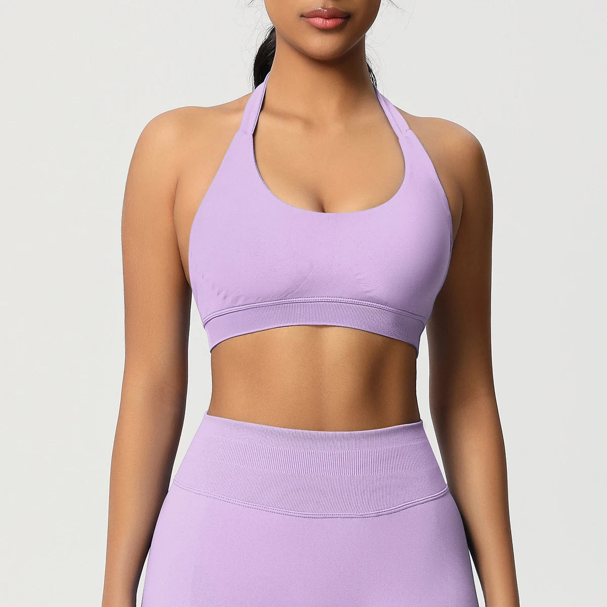 Nahtloser Sport-BH in Lila mit breitem Unterbrustbund und Racerback