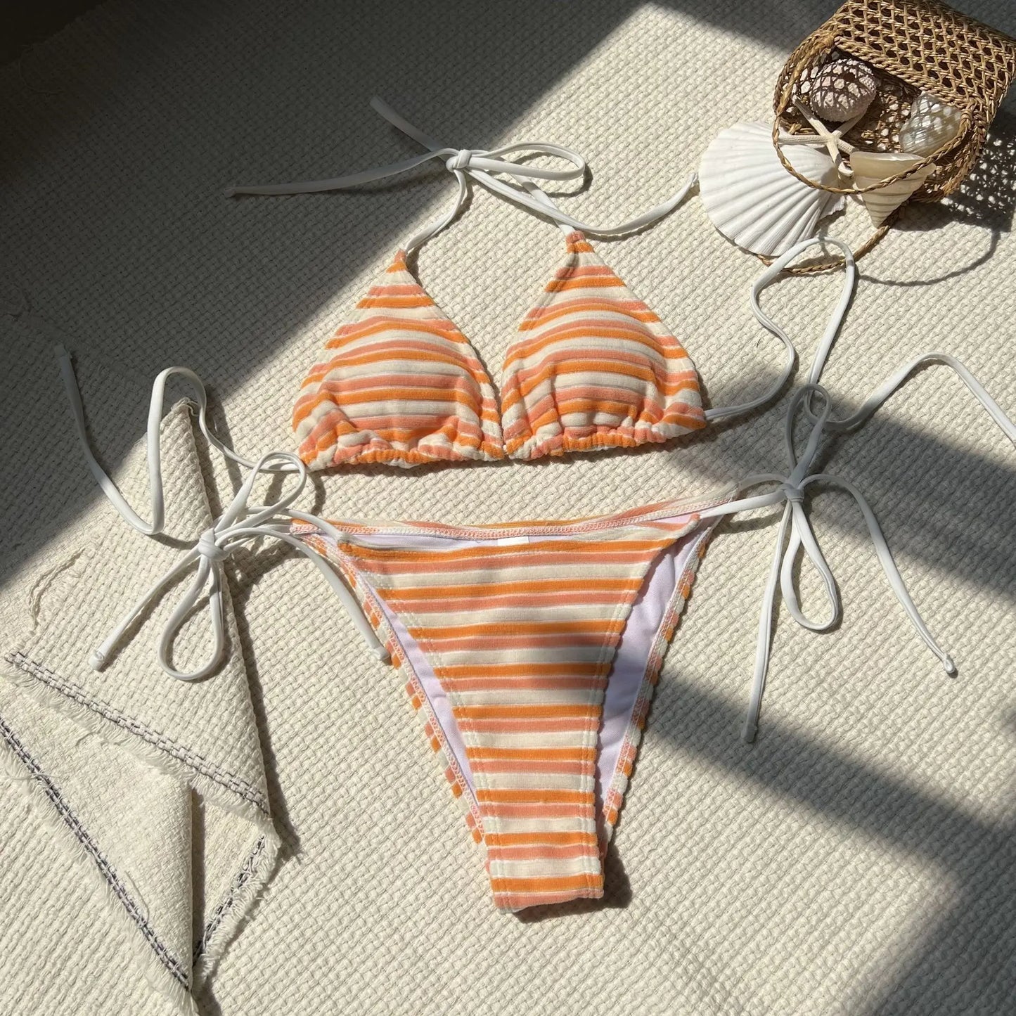 Weißer Push-Up-Bikini im brasilianischen Stil für Damen – ideal für Strand und Pool