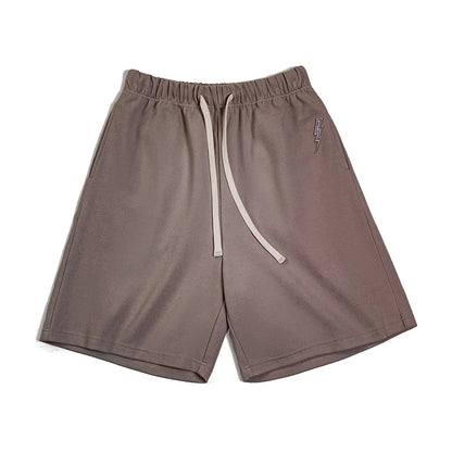 Herren Freizeitshorts aus atmungsaktivem Material mit gesticktem Blitzdesign