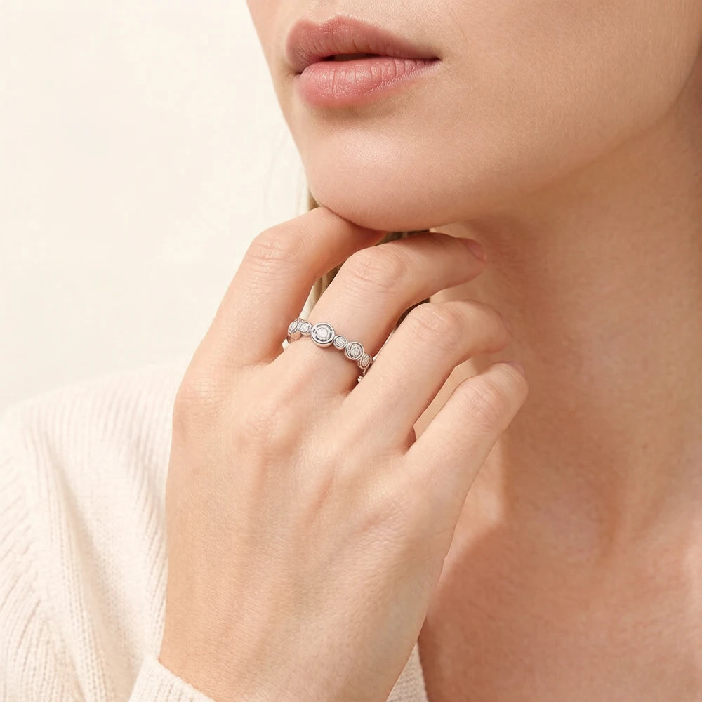 Damen-Ring weiße Steine rund elegant aus Sterlingsilber