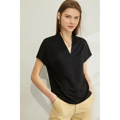 Damen T-Shirt im klassischen Stil mit lässigem V-Ausschnitt und Kurzarm
