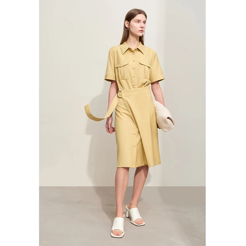 Elegantes Damen Kleid Im Safari Stil Mit Reverskragen