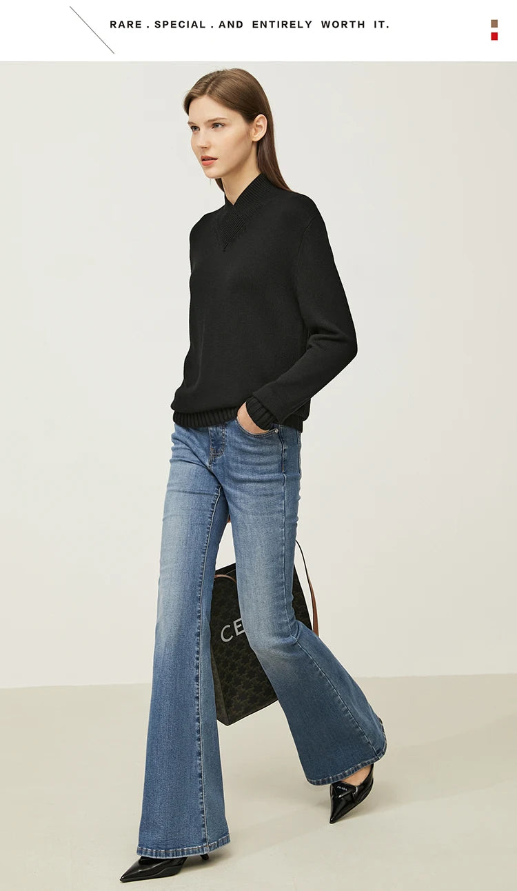 Damen-Pullover mit Stehkragen, schwarz; locker gestrickt, gerippte Bündchen und Saum