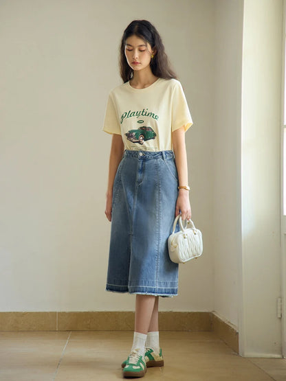 Kurzarmshirt für Damen in Übergröße mit Pixel-Hasen-Print und handgefertigter Schleife – ideal für den Sommer