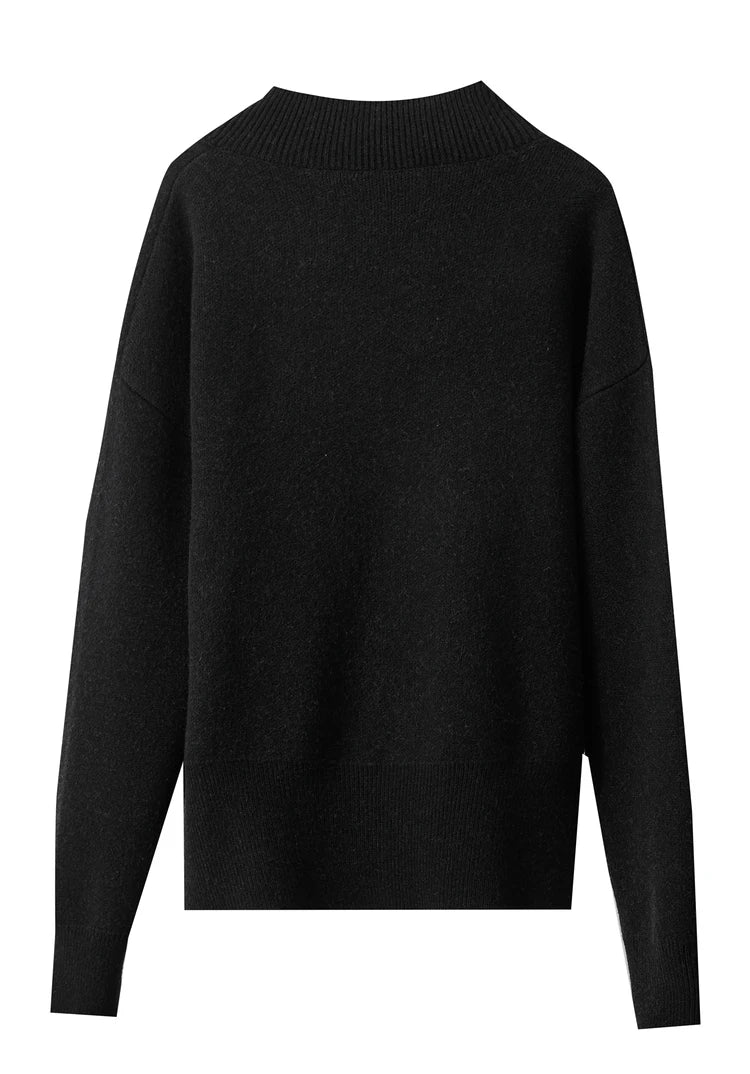 Schwarzer Damenpullover, Rückansicht mit Rundhalsausschnitt und langen Ärmeln