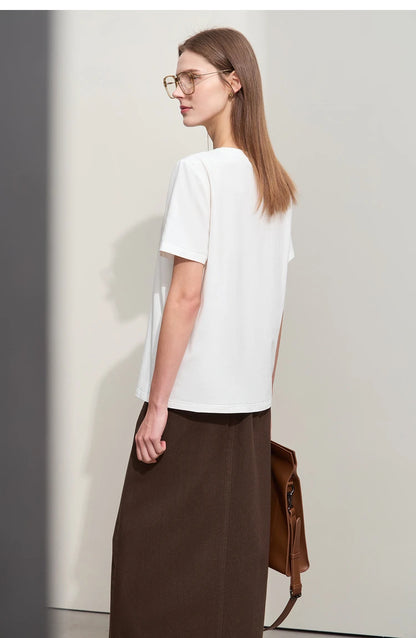 Damen T-Shirt aus Baumwolle mit lässigem O-Ausschnitt und modischer Stickerei