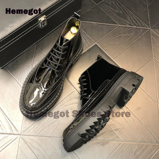 Brogue Boots for Men High Top Leather Casual Shoes British Style Men's Wear-Resistant Breathable Booties Patent Leather Shoes