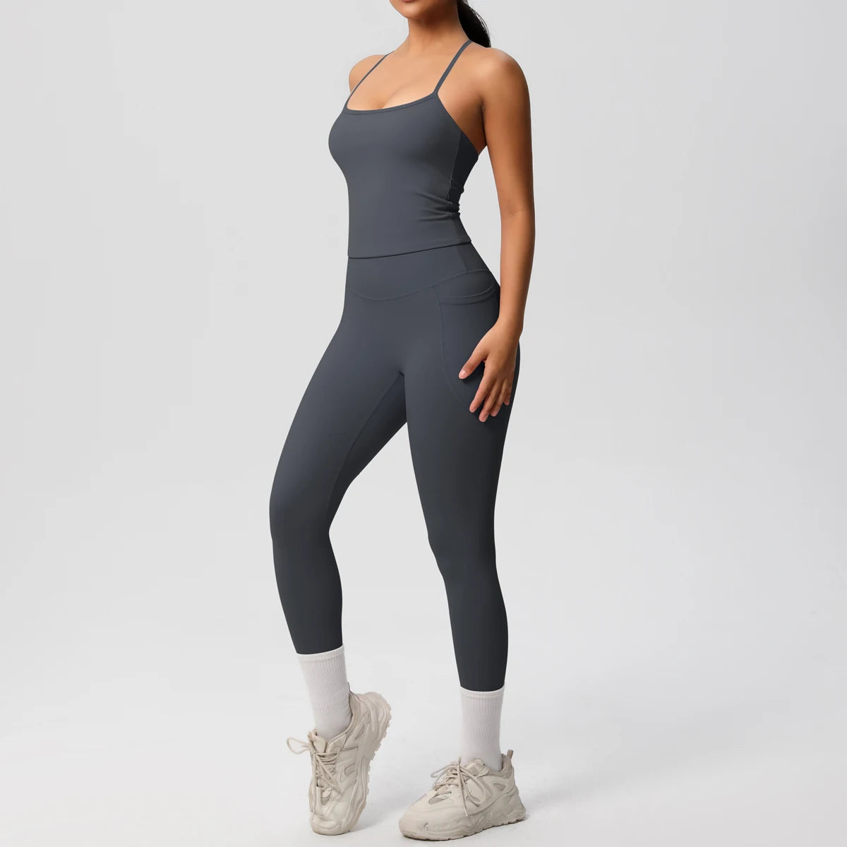 Damen-Sportset (2-teilig) in Graphitgrau: Trägershirt und Leggings im Slim-Fit