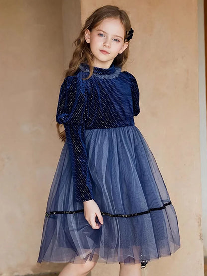 Ärmelloses Kinder-Prinzessinnenkleid aus beigefarbener Gaze mit niedlichem Design – ideal für den Sommer
