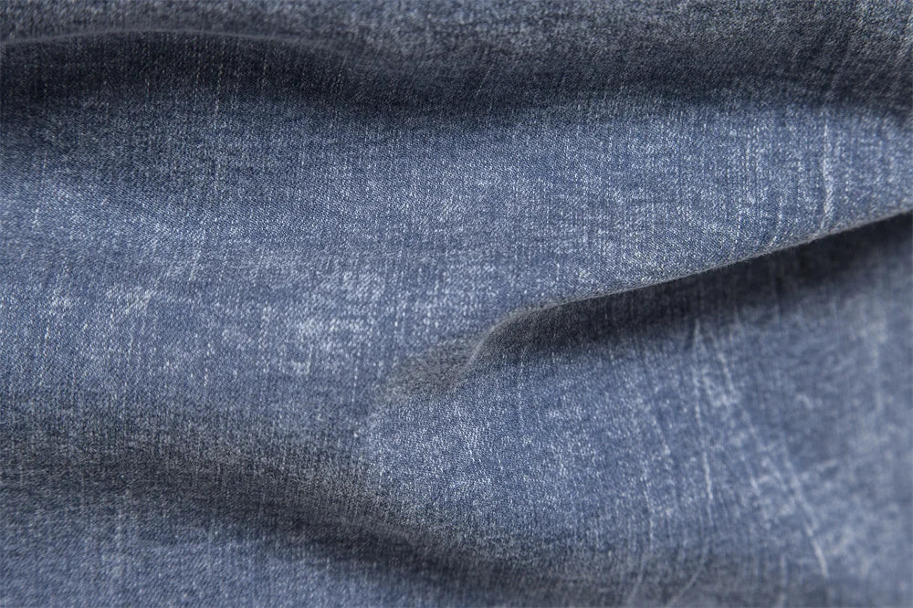Herren Denim Hemd aus Baumwolle mit doppelten Taschen im lässigen Stil