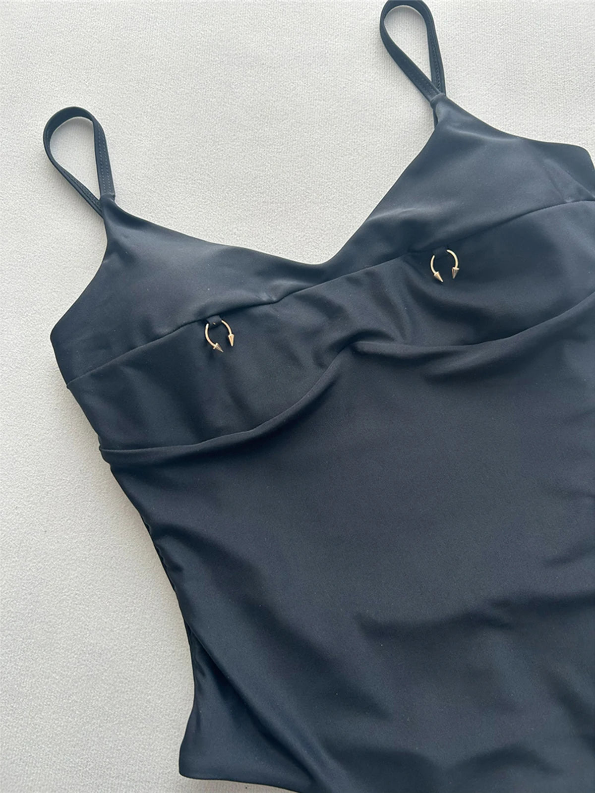 Damen Badeanzug Micro Tanga Bügel rückenfrei hoher Beinausschnitt Monokini