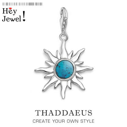 Anhänger aus 925-Sterlingsilber mit blauem Stein, Sonnenform mit Strahlen, seitlich