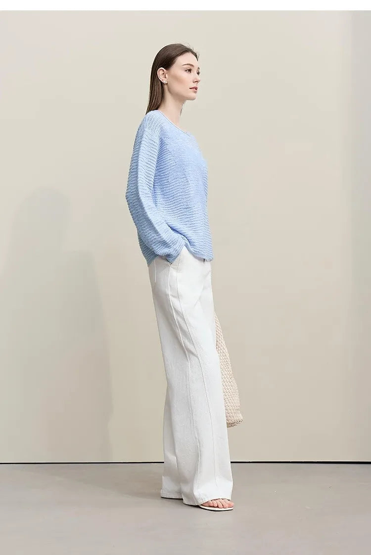 Strickpullover hellblau, überschnittene Schultern, lange Ärmel, lockere Passform
