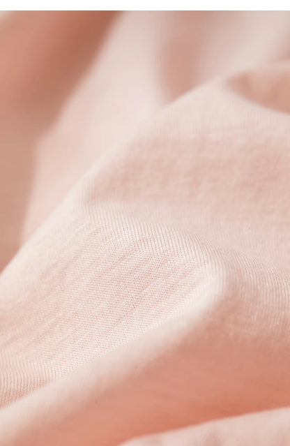 Damen T-Shirt im minimalistischen Stil aus leichtem elastischen Baumwollstoff