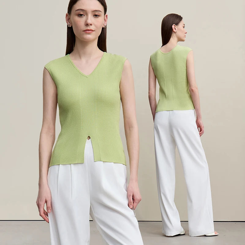 Ärmelloser Strickpullover mit V-Ausschnitt, hellgrün, hinten und vorn mit Saum-Schlitzen