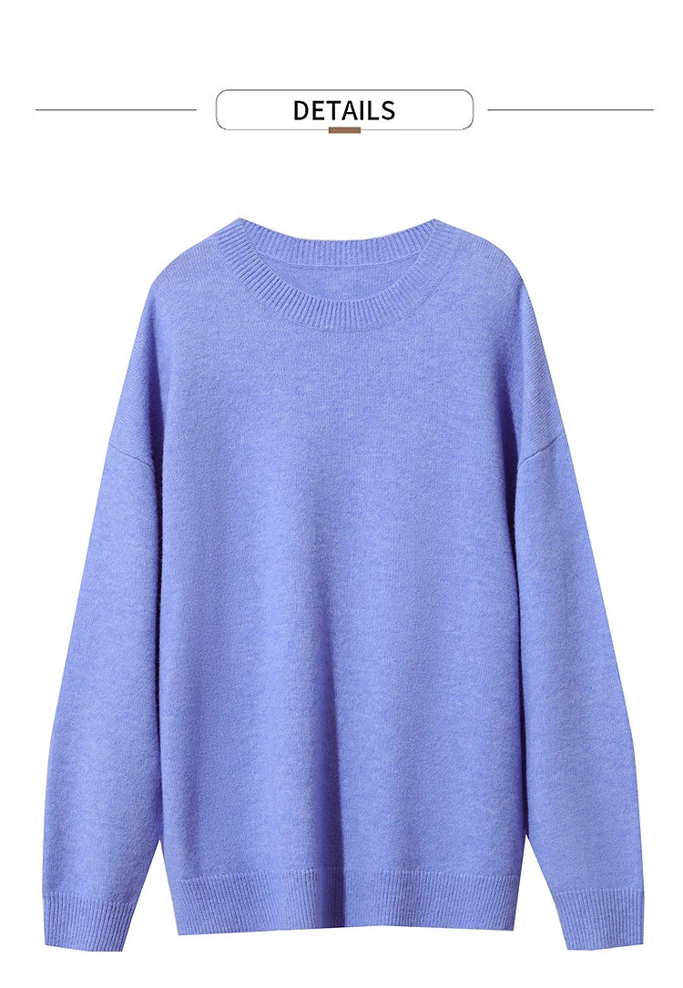 Lila Strickpullover mit Rundhalsausschnitt und langen Ärmeln, glatte Strickoberfläche